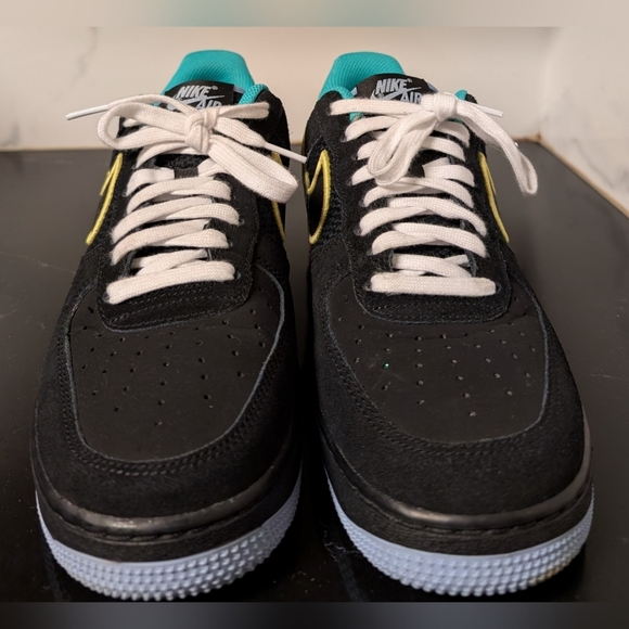 Nike Air Force 1 Low Peace and Unity - Men's Size 8 Like New MSRP $250 - Picture 5 of 16